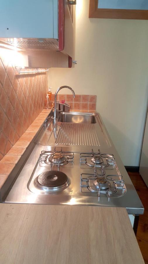 Monolocale In Centro A Verona Apartment Ngoại thất bức ảnh